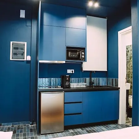 Four Blue *